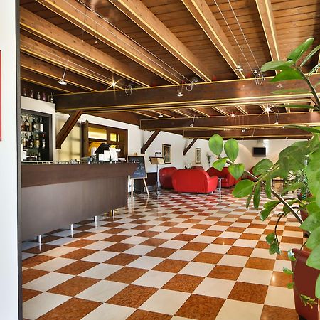 Best Western Titian Inn Hotel Treviso Silea ภายนอก รูปภาพ
