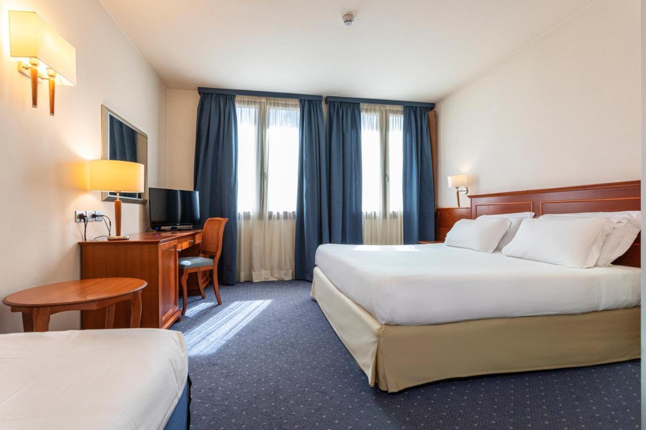 Best Western Titian Inn Hotel Treviso Silea ภายนอก รูปภาพ