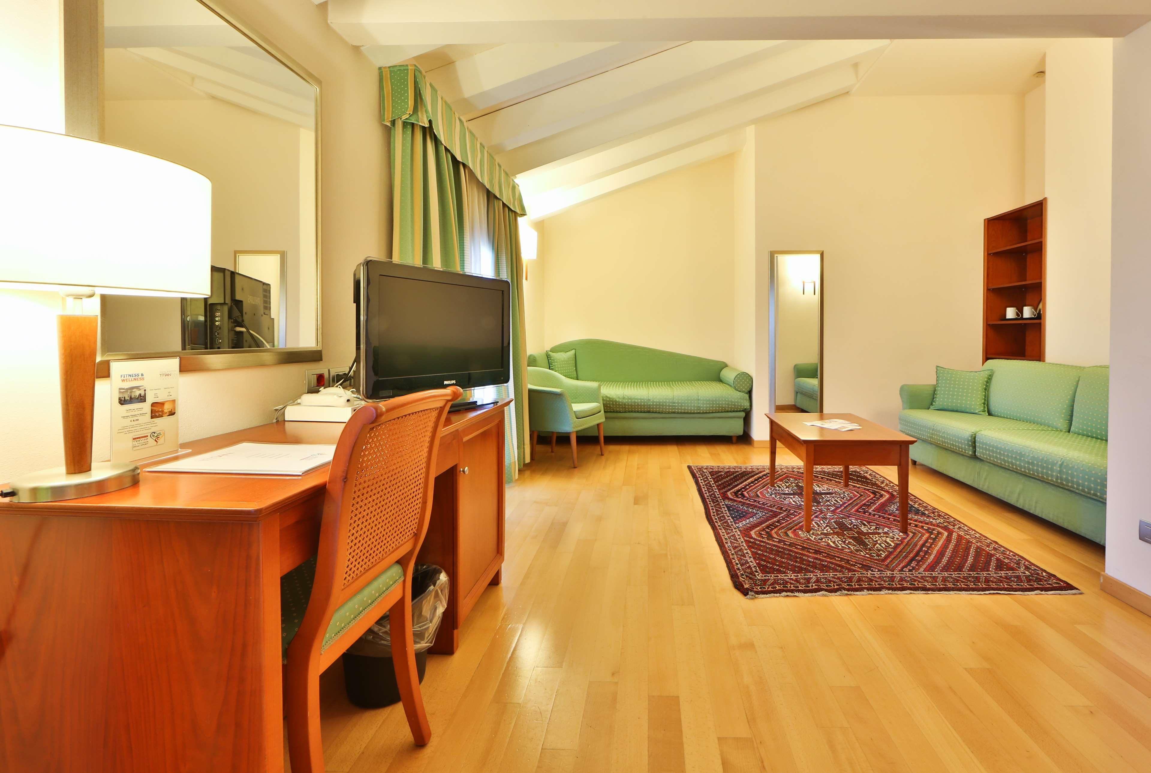 Best Western Titian Inn Hotel Treviso Silea ภายนอก รูปภาพ