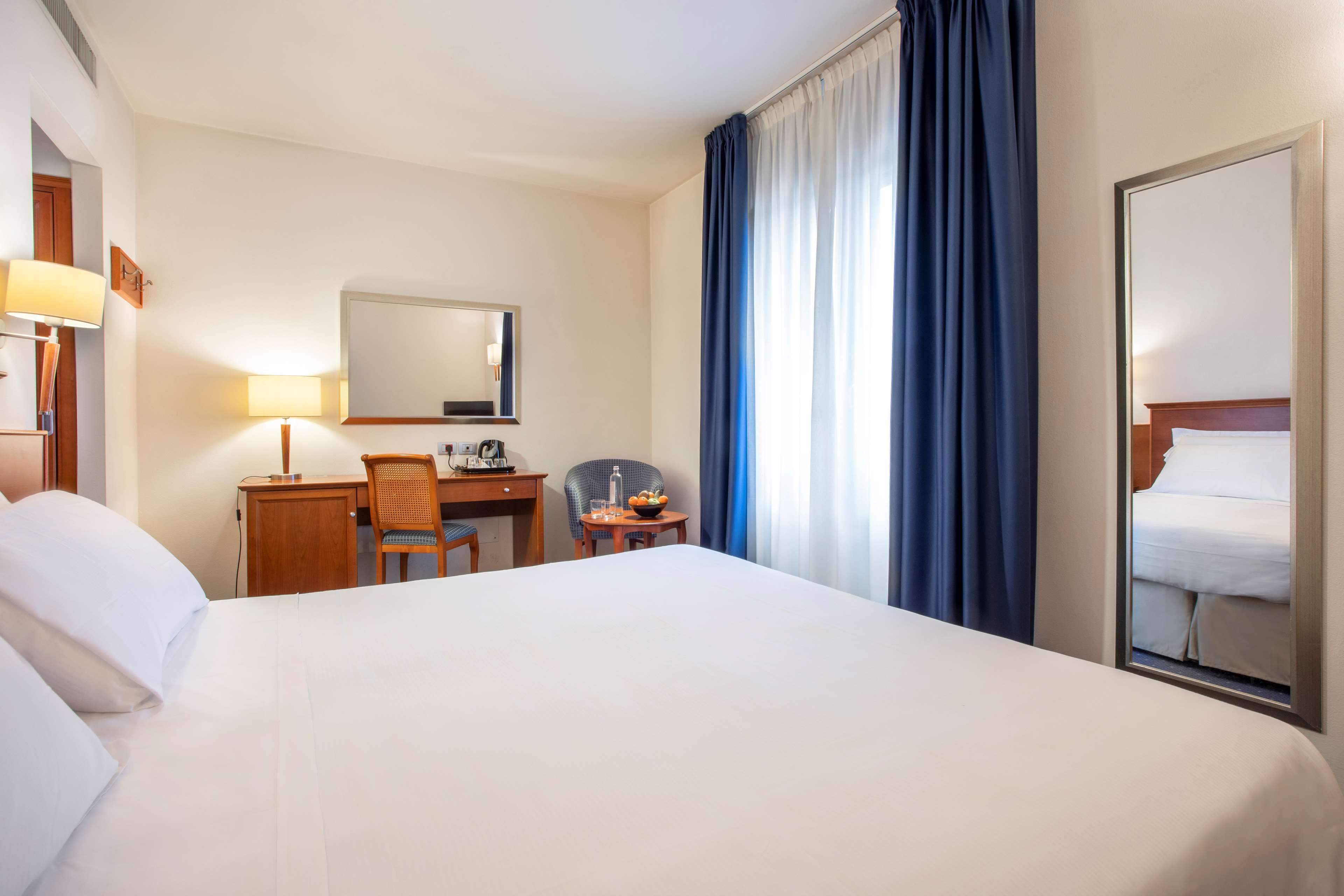Best Western Titian Inn Hotel Treviso Silea ภายนอก รูปภาพ