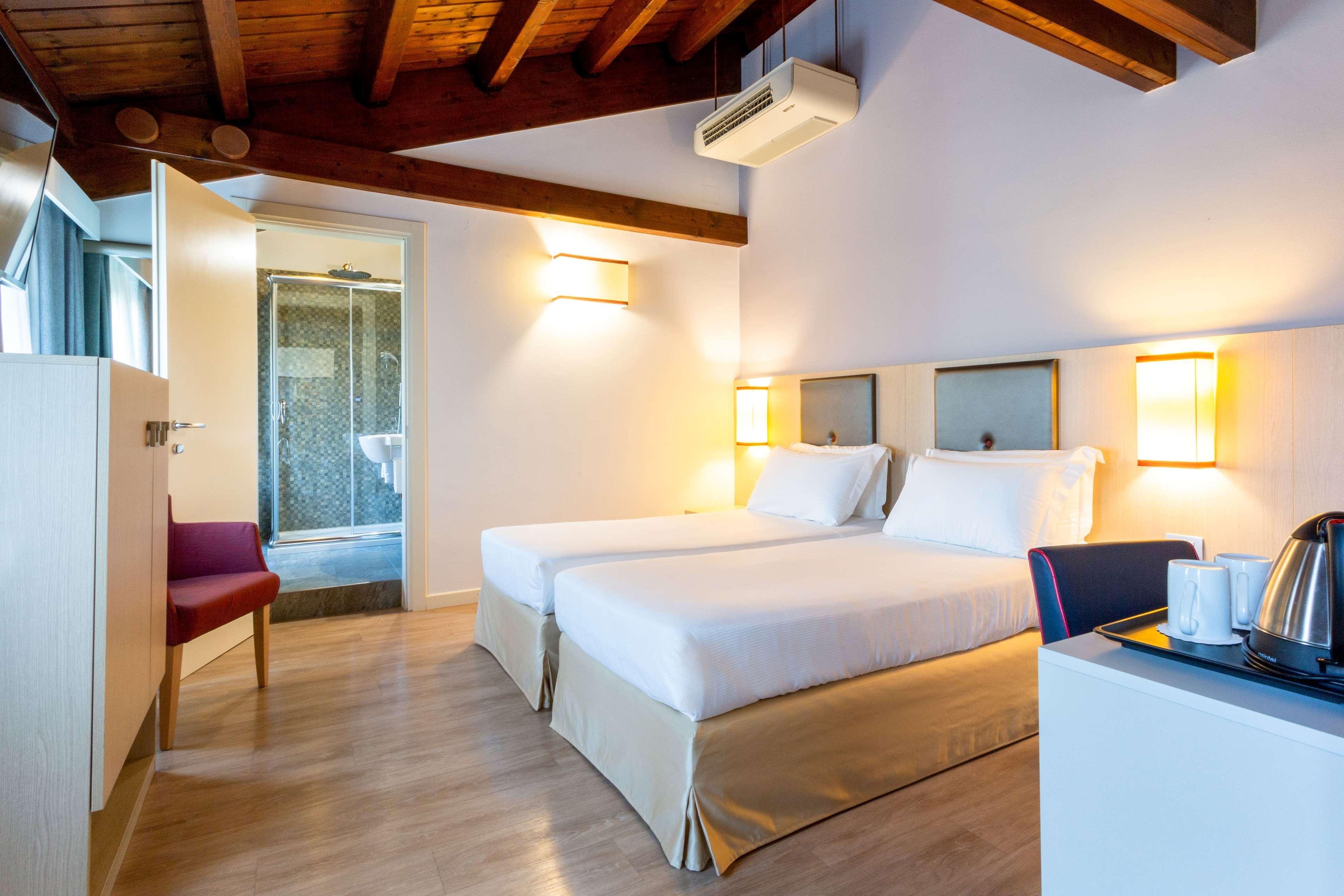 Best Western Titian Inn Hotel Treviso Silea ภายนอก รูปภาพ