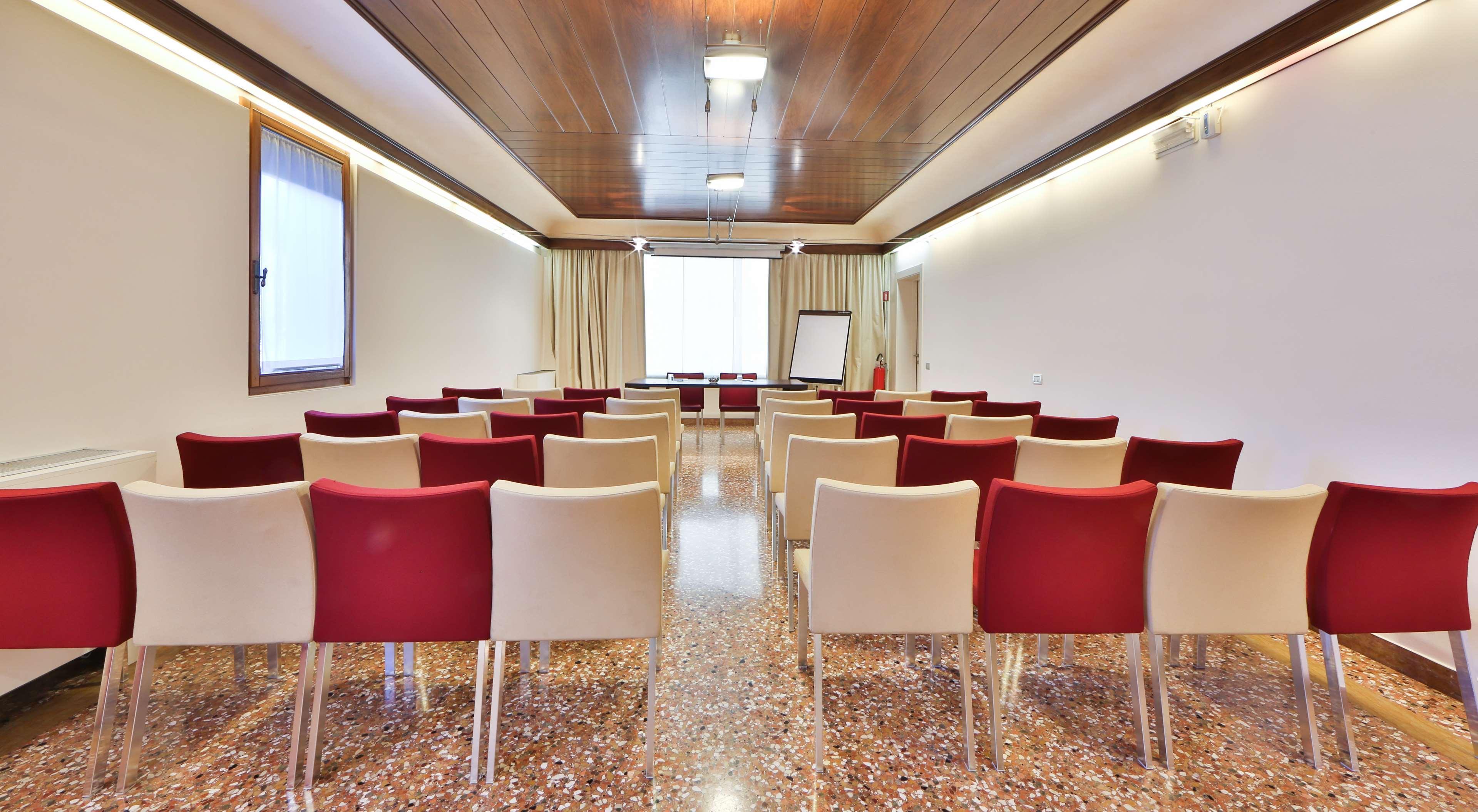 Best Western Titian Inn Hotel Treviso Silea ภายนอก รูปภาพ